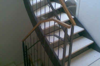 2026 02 Metallbau Loehr Treppengelaender Bild293.jpg